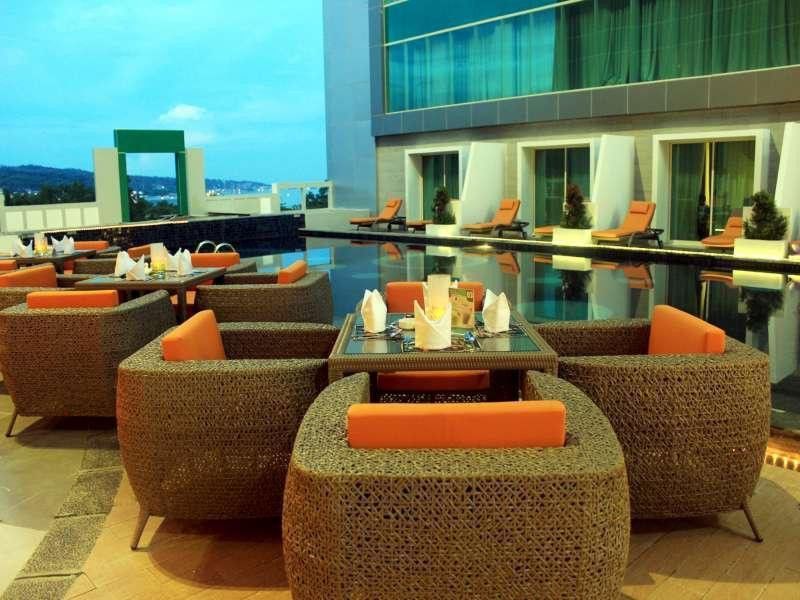 Claro Hotel Kendari Zewnętrze zdjęcie